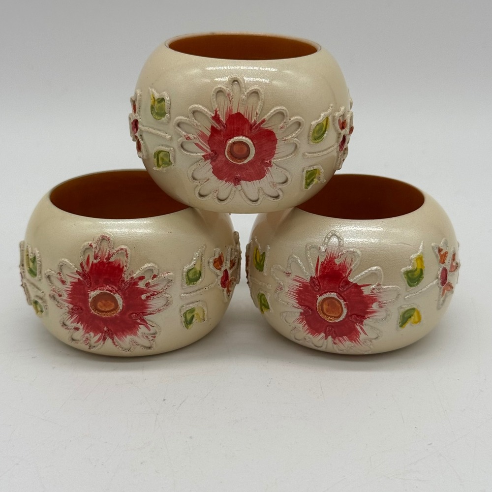 Vintage 1970s Daisy Flower Napkin Rings Hand Painted Relief Floral Retro Set/3
